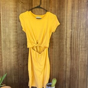 urban outfitters yellow dress size xs